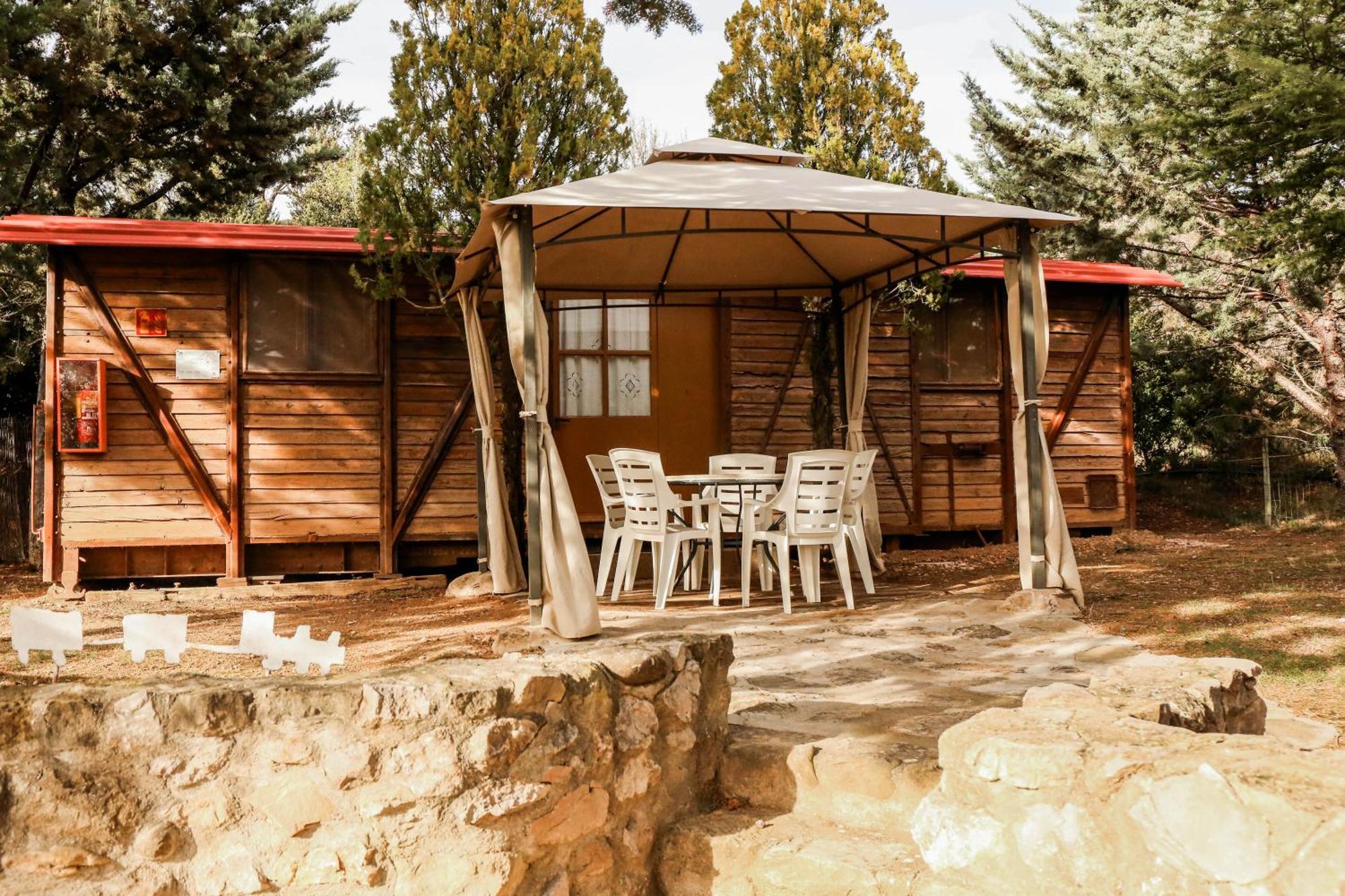 Camping Castillo de Loarre Esterno foto