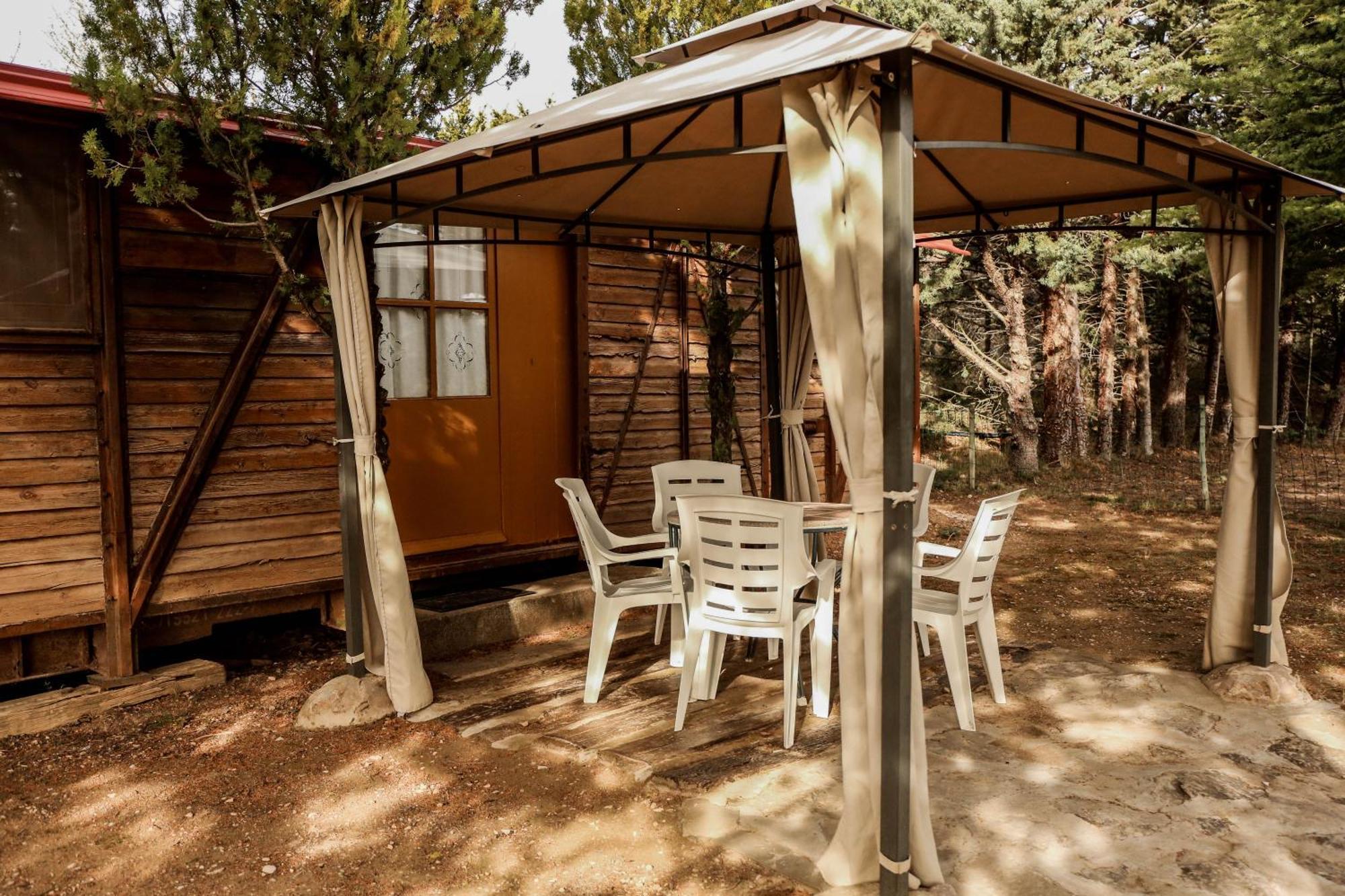 Camping Castillo de Loarre Esterno foto