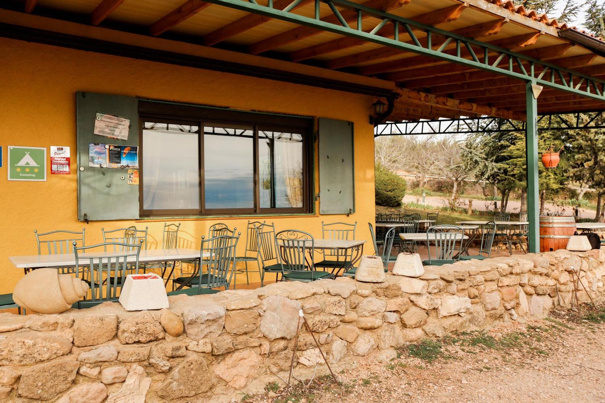 Camping Castillo de Loarre Esterno foto