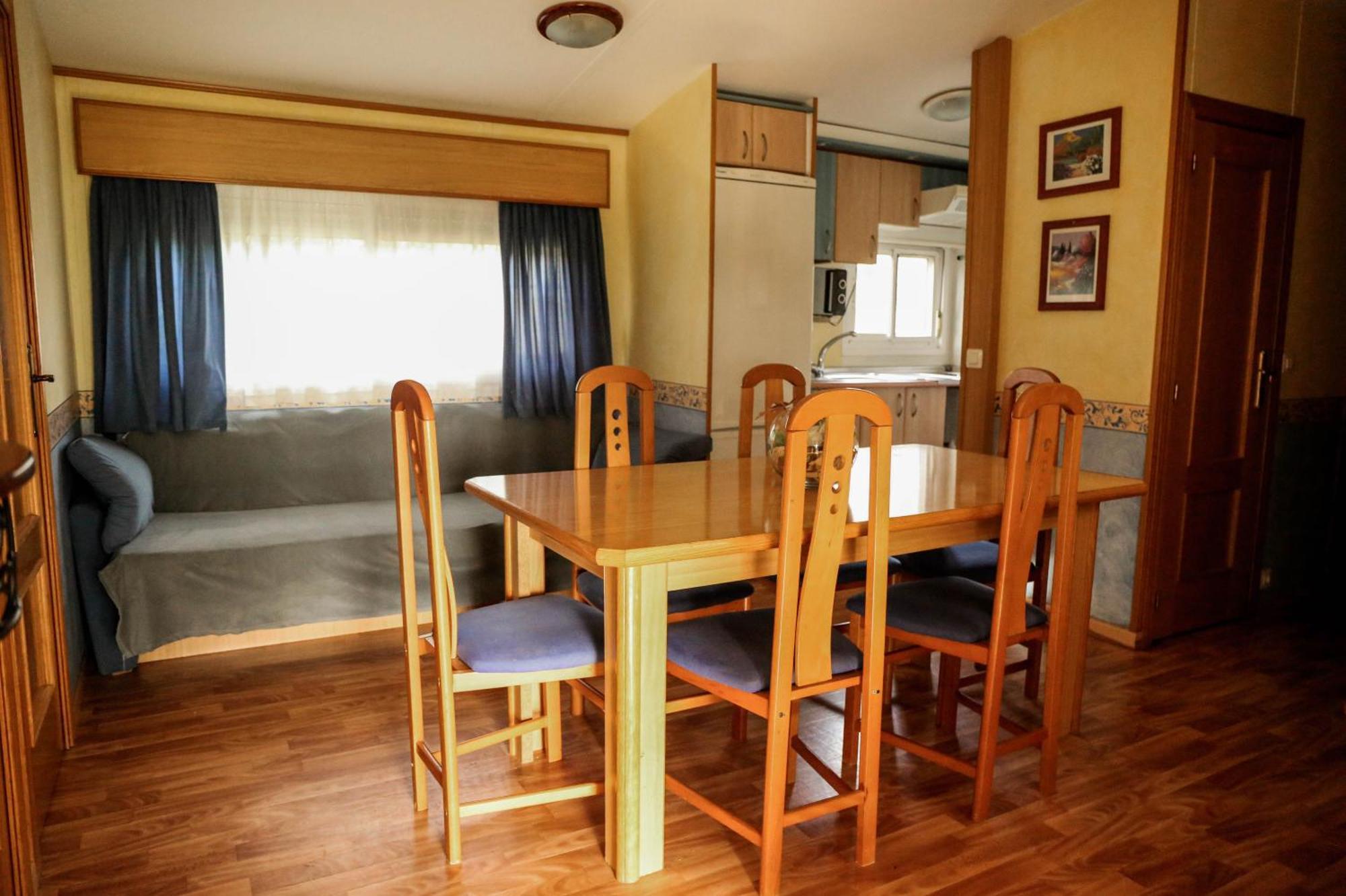 Camping Castillo de Loarre Esterno foto